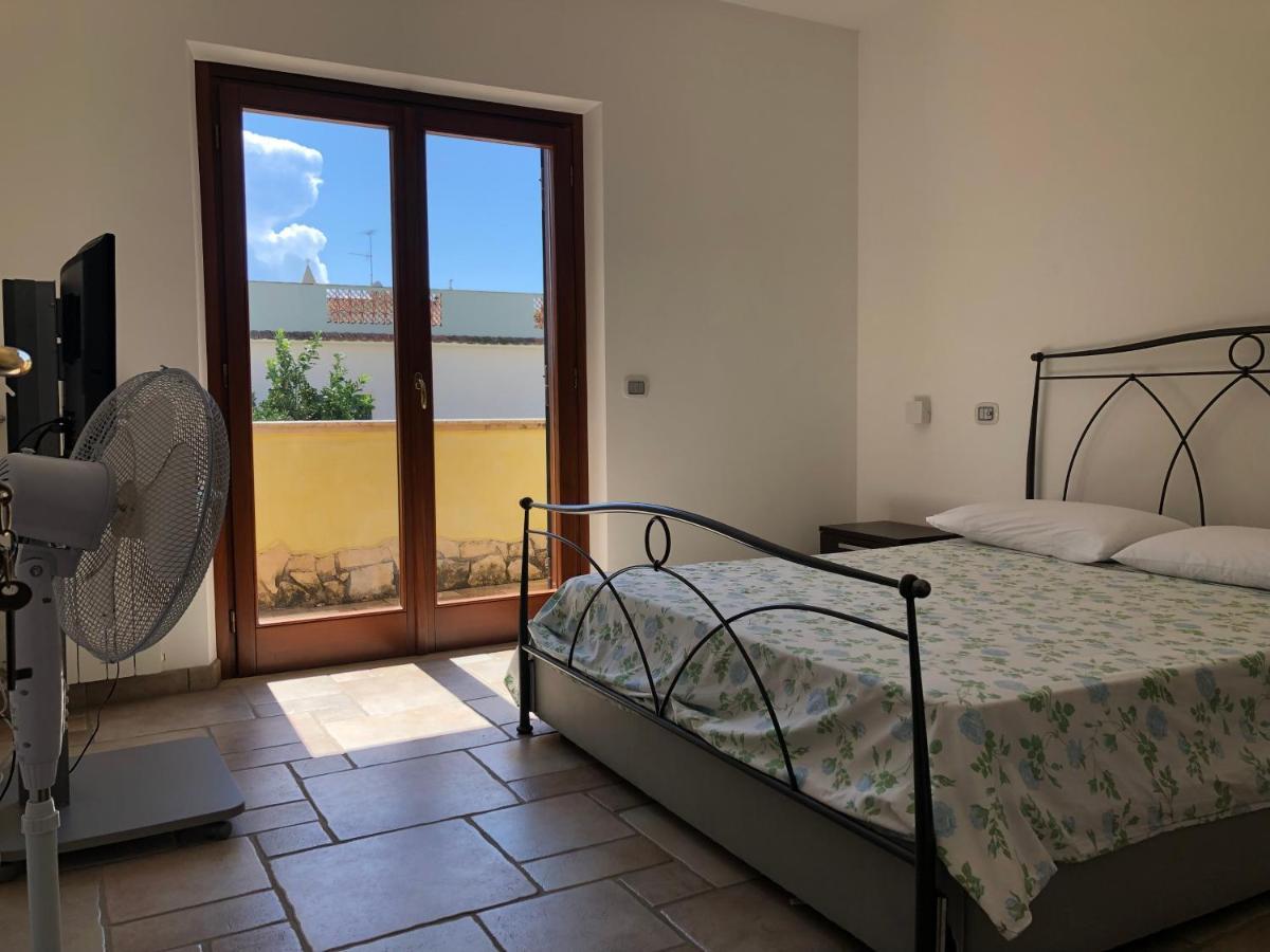 Gold House Luxury Anzio Villa Exterior photo