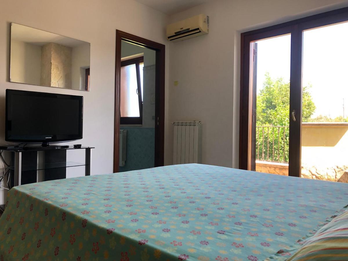 Gold House Luxury Anzio Villa Exterior photo