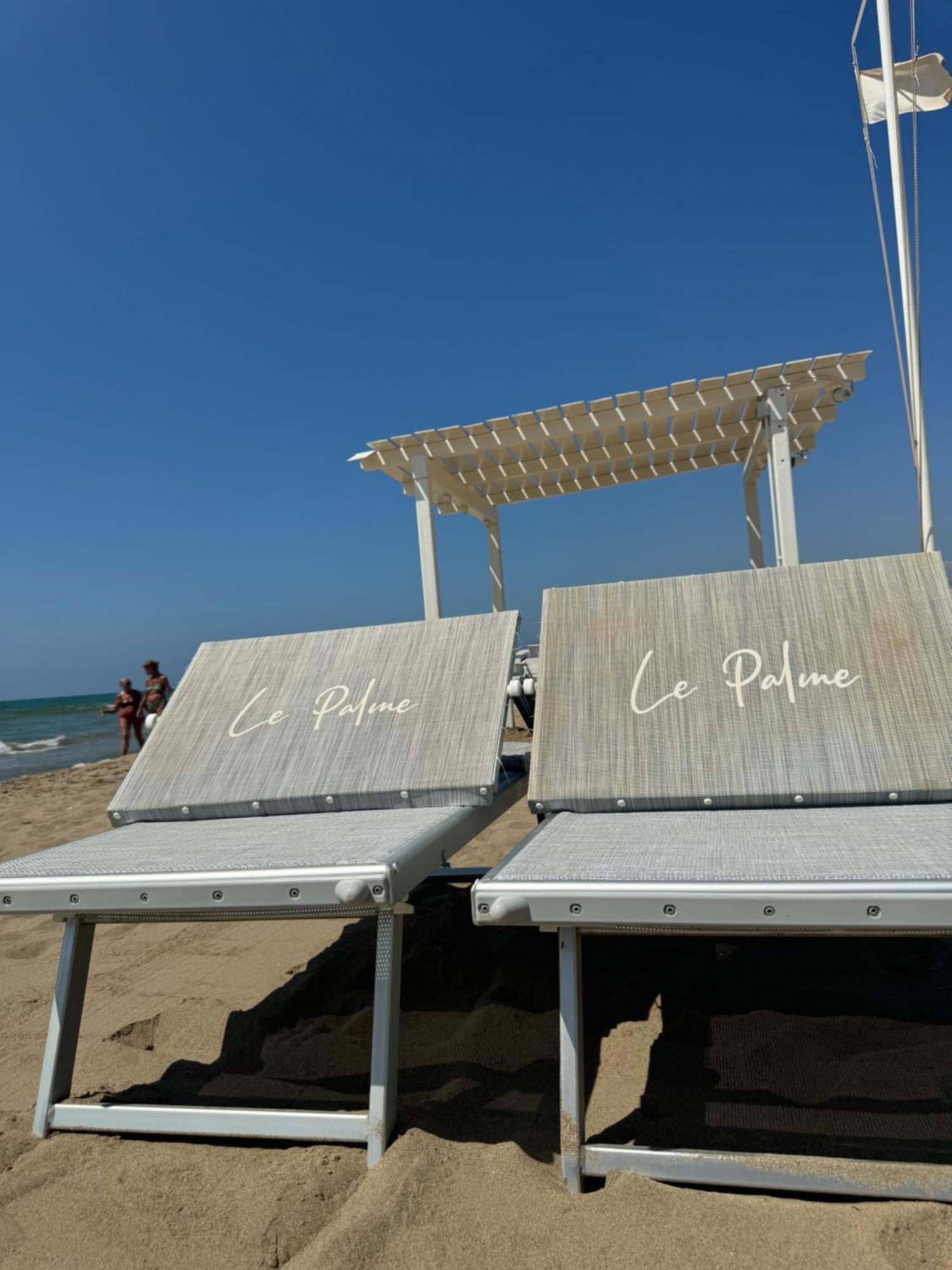 Gold House Luxury Anzio Villa Exterior photo